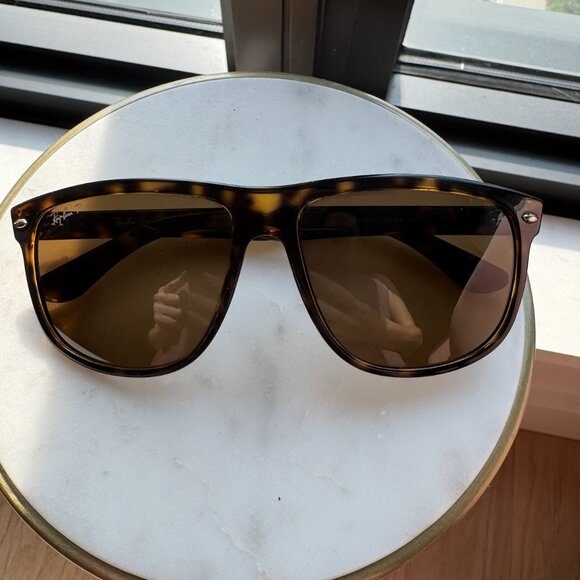 Ray Ban | Polarized Boyfriend Glasses in Tortoise Shell - Picture 5 of 5